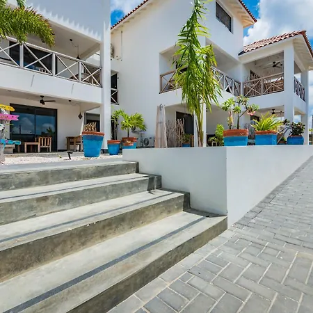 Bloozz Resort Bonaire-3